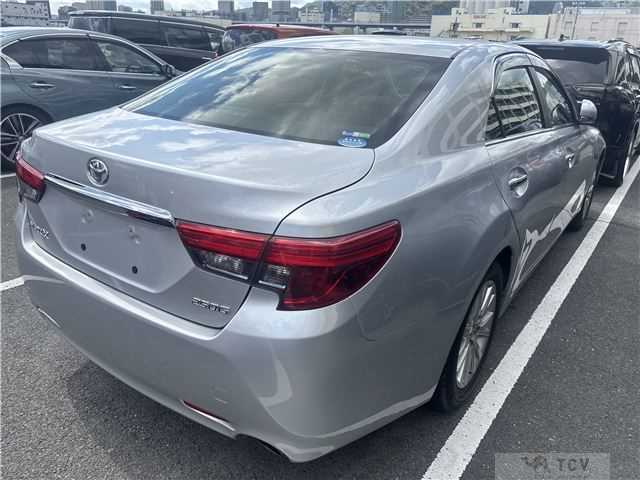 2013 Toyota Mark X