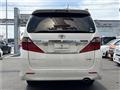 2013 Toyota Alphard