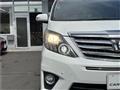 2013 Toyota Alphard