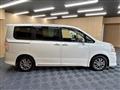 2013 Toyota Voxy