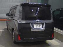 2014 Toyota Voxy