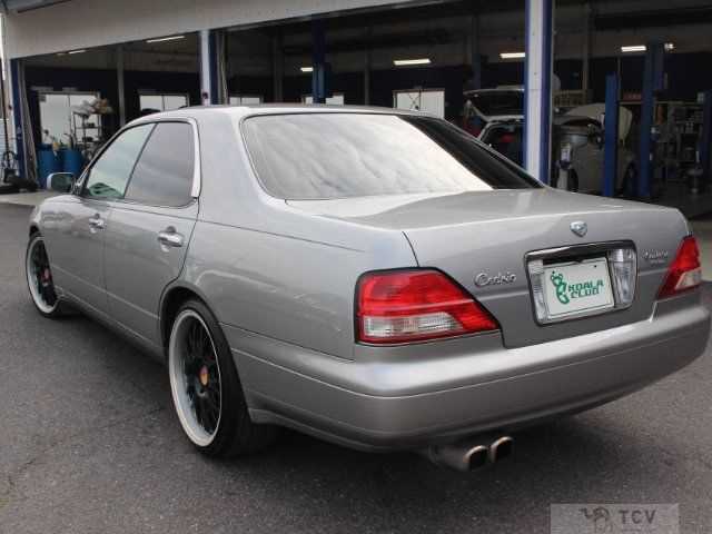 1998 Nissan Cedric