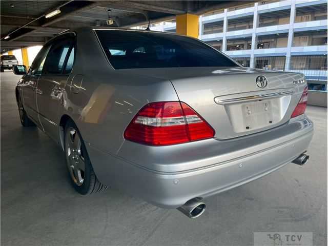2005 Toyota Celsior