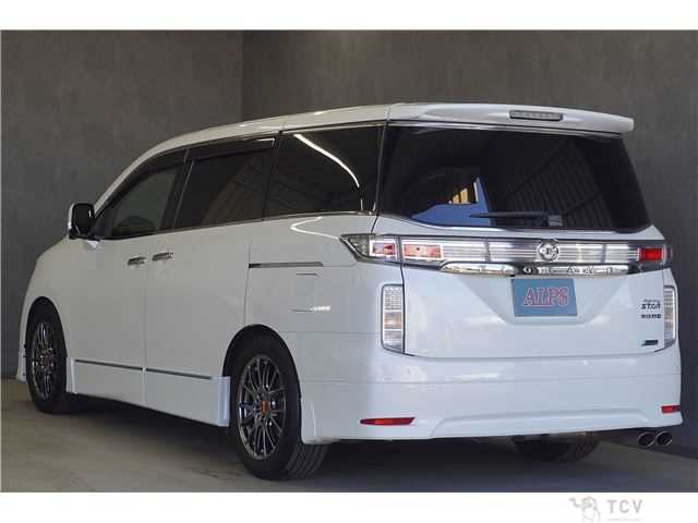 2012 Nissan Elgrand