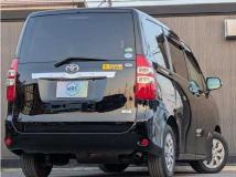 2013 Toyota Noah