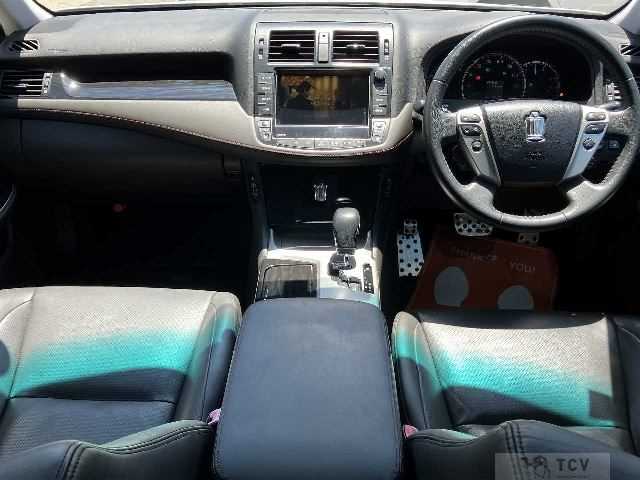 2010 Toyota Crown
