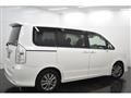 2011 Toyota Voxy