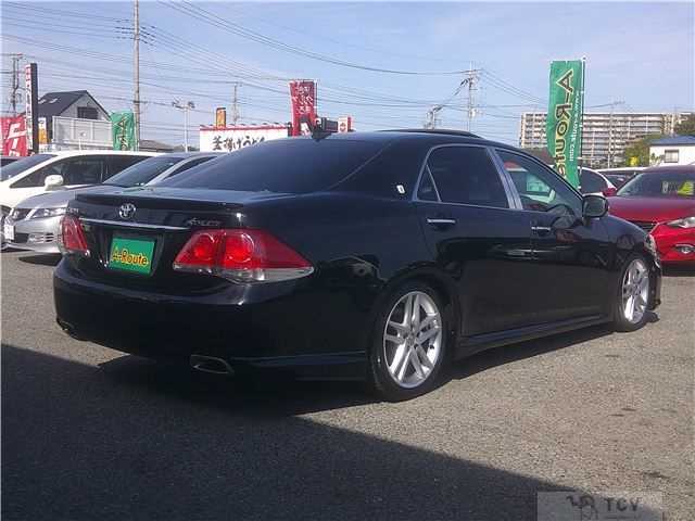 2010 Toyota Crown