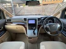 2013 Toyota Alphard