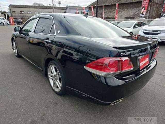 2012 Toyota Crown
