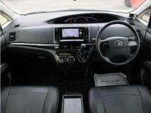 2013 Toyota Estima
