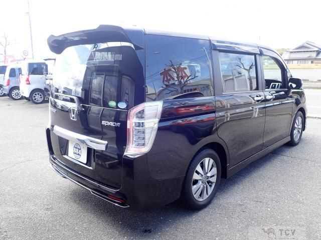 2014 Honda Step WGN