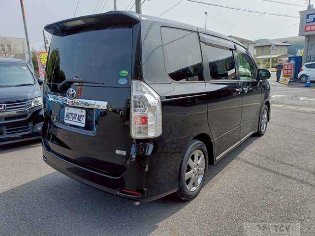 2012 Toyota Voxy