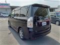 2012 Toyota Voxy