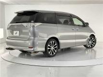 2013 Toyota Estima
