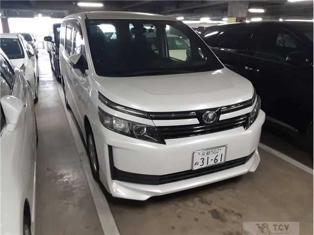 2014 Toyota Voxy