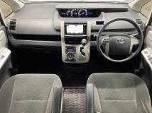 2013 Toyota Noah