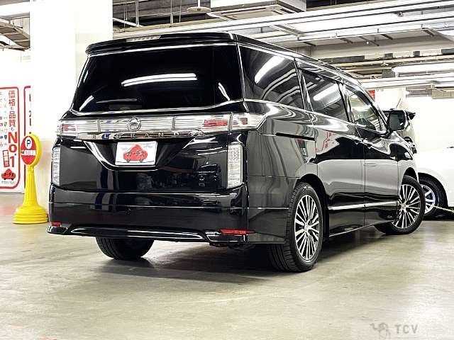 2014 Nissan Elgrand