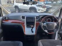 2010 Toyota Vellfire