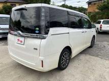 2014 Toyota Voxy