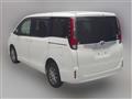 2014 Toyota Noah