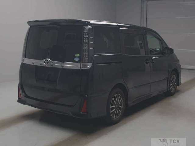 2014 Toyota Voxy