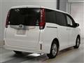 2015 Toyota Noah