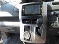 2007 Toyota Voxy