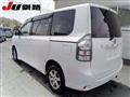 2010 Toyota Voxy