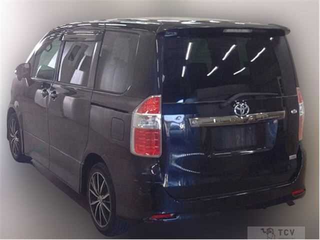 2009 Toyota Noah