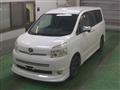 2009 Toyota Voxy