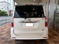 2009 Toyota Noah