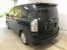 2011 Toyota Voxy