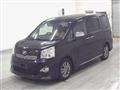 2013 Toyota Voxy