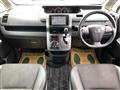 2013 Toyota Voxy