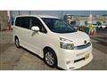2008 Toyota Voxy