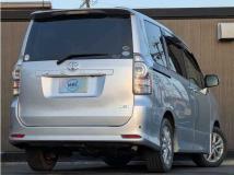 2010 Toyota Voxy