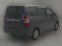 2013 Toyota Noah