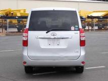 2012 Toyota Noah