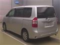 2011 Toyota Noah