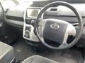 2013 Toyota Voxy