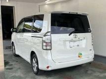 2011 Toyota Voxy
