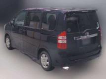 2013 Toyota Noah