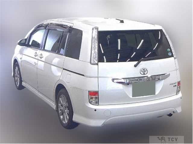 2015 Toyota Isis