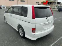 2011 Toyota Isis