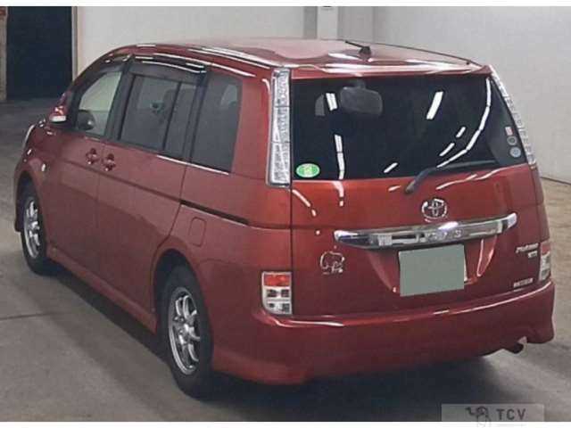 2012 Toyota Isis
