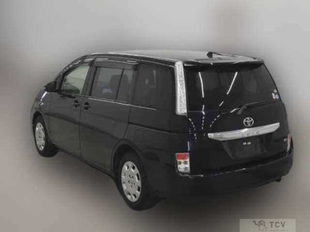 2015 Toyota Isis