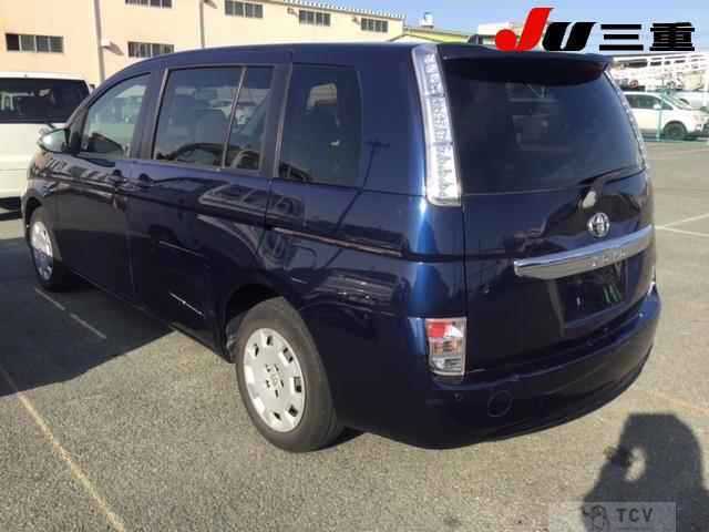 2013 Toyota Isis