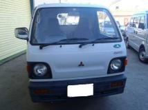 1993 Mitsubishi Minicab Truck