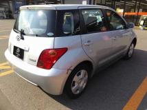 2002 Toyota IST